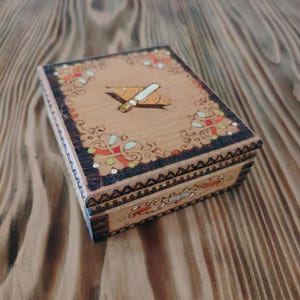 Vintage Wooden Cigarette Case Retro Handmade Pyrographed Cigarette Box Old Cigarette Box Hand Carved Cigarette Box Tobacco Case