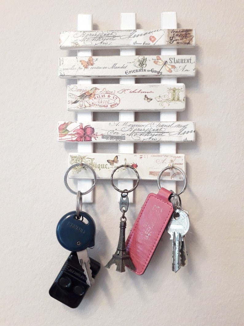 Shabby Chic Decor Key Holder for Wall Necklace Organizer Wall Key