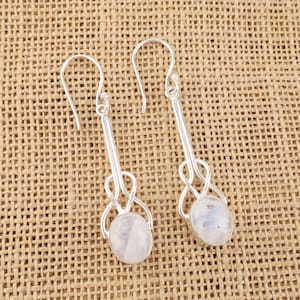 Natürlicher Regenbogen Mondstein Edelstein 925 Sterling Silber Schmuck Hängeohrringe 925er Silber Regenbogen Mondstein Ohrringe Handgemachte Baumeln