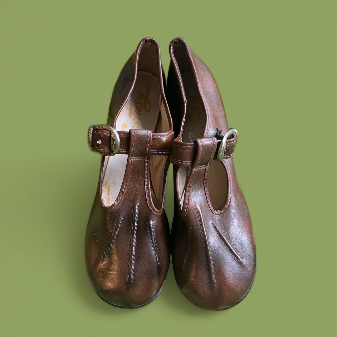 Vintage 60s 70s Leather Mary Jane Shoe Etsy
