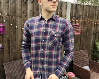 Vintage cosy plaid double layer brush cotton check 80s shirt . Small point collar in size small , small repair to sleeve . Great unisex item