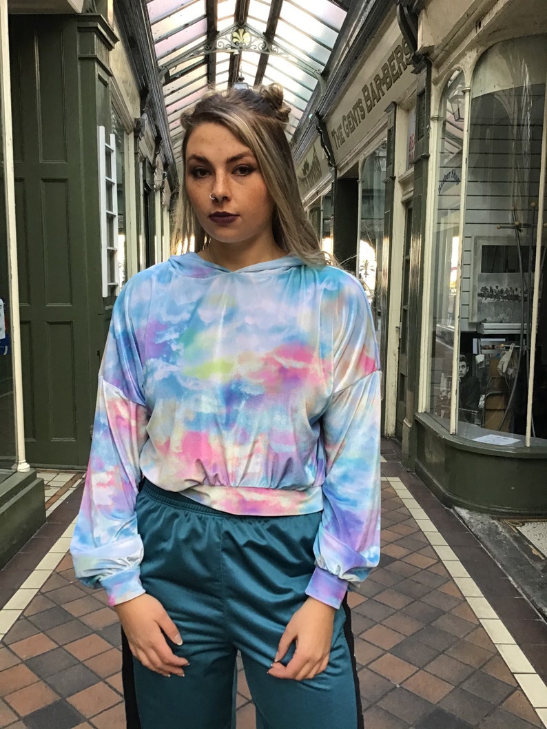 Rainbow cloud crop hoodie m