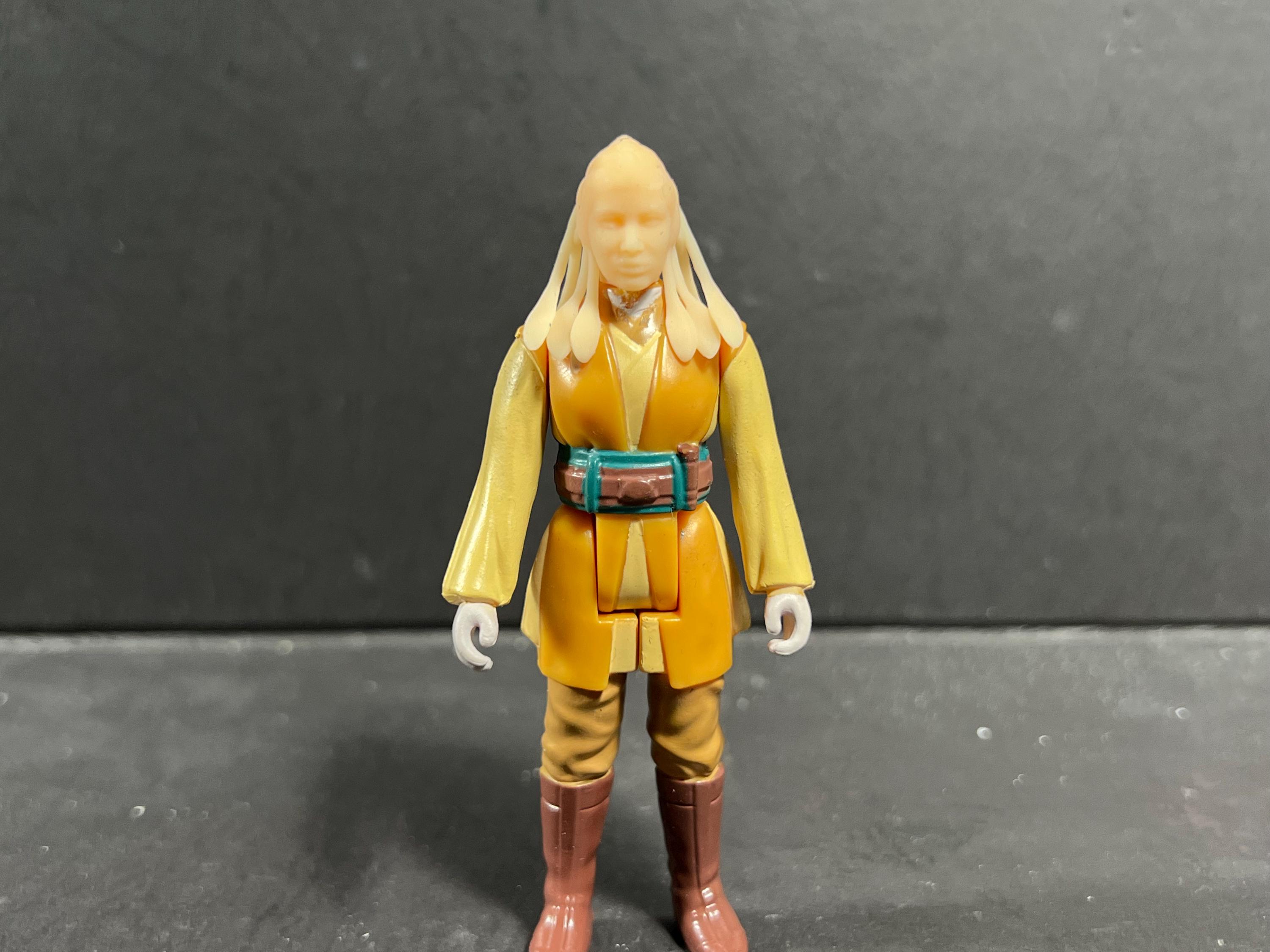 Jedi Master Adi Gallia Head - 3D Printed Model Kit - Vintage-style