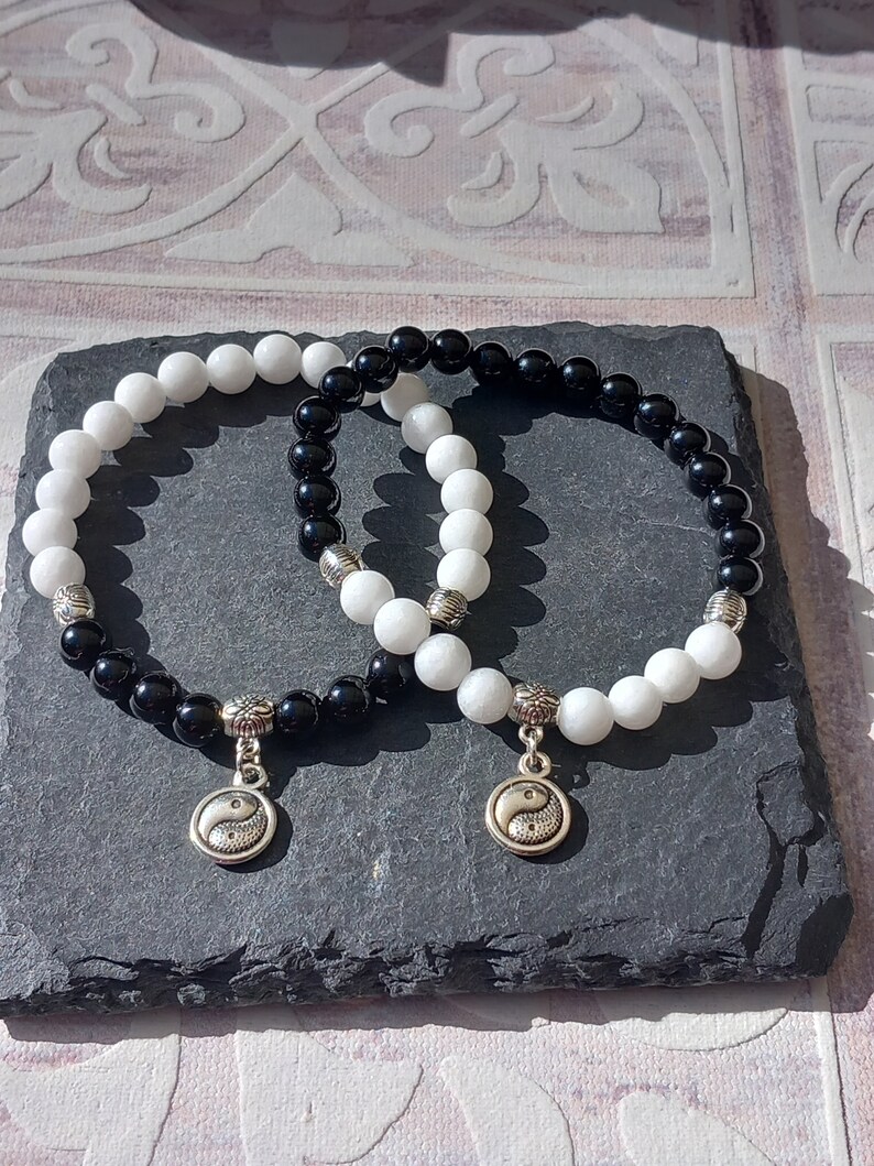 Yin and Yang Black and White Healing stone bracelet