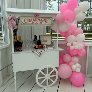 MIETEN SIE Unser Partywagen im Bereich Panama City Beach 30A Candy Cart, Blumenwagen für Hochzeit, Geburtstagsfeier, Junggesellinnenabschied, Babyparty