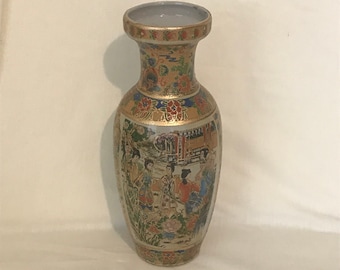 Chinese hand painted vase - Chinese ladies