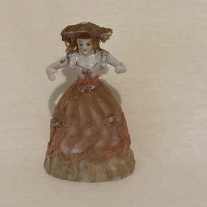 Figura de porcelana vintage japonesa de estilo encaje de Dresde