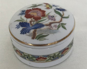 circa 1960/'s Dainty Ceramic Lidded RingTrinket Dish Floral Brocade Designed Lid with Gold Trim Outline