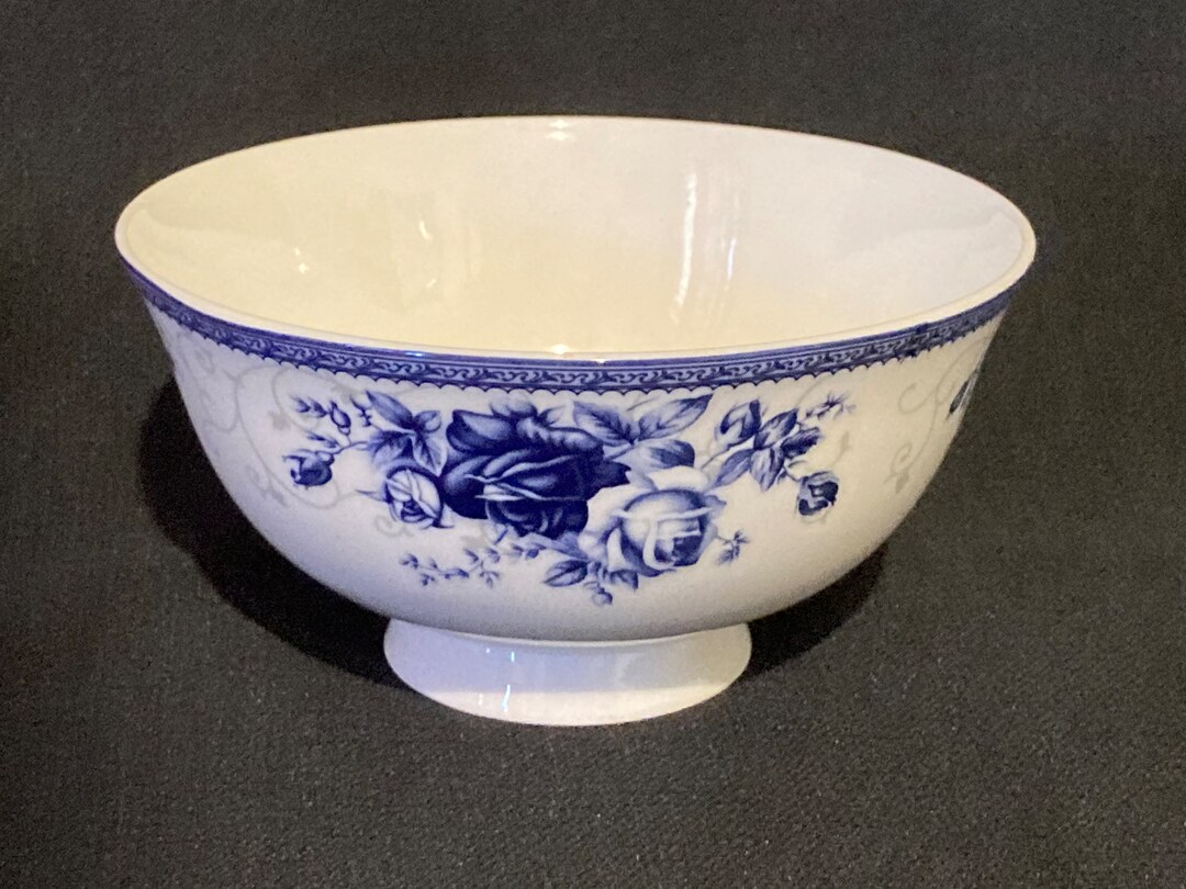 Chinese Fine Porcelain Footed Rice Bowl With Blue Floral Pattern - Etsy