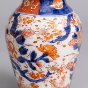 Antique 19th Century Japanese Imari Porcelain Vase
