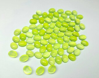 Apfelgrüner Chalcedon Cabochon: Ovaler Edelstein (5x7 bis 15 x 20 mm)