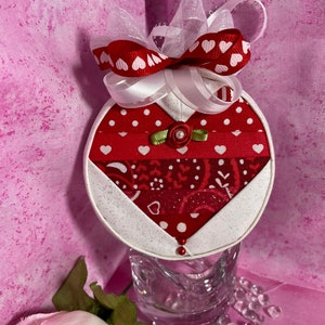Valentines Red Half Circle Home Decor Accent