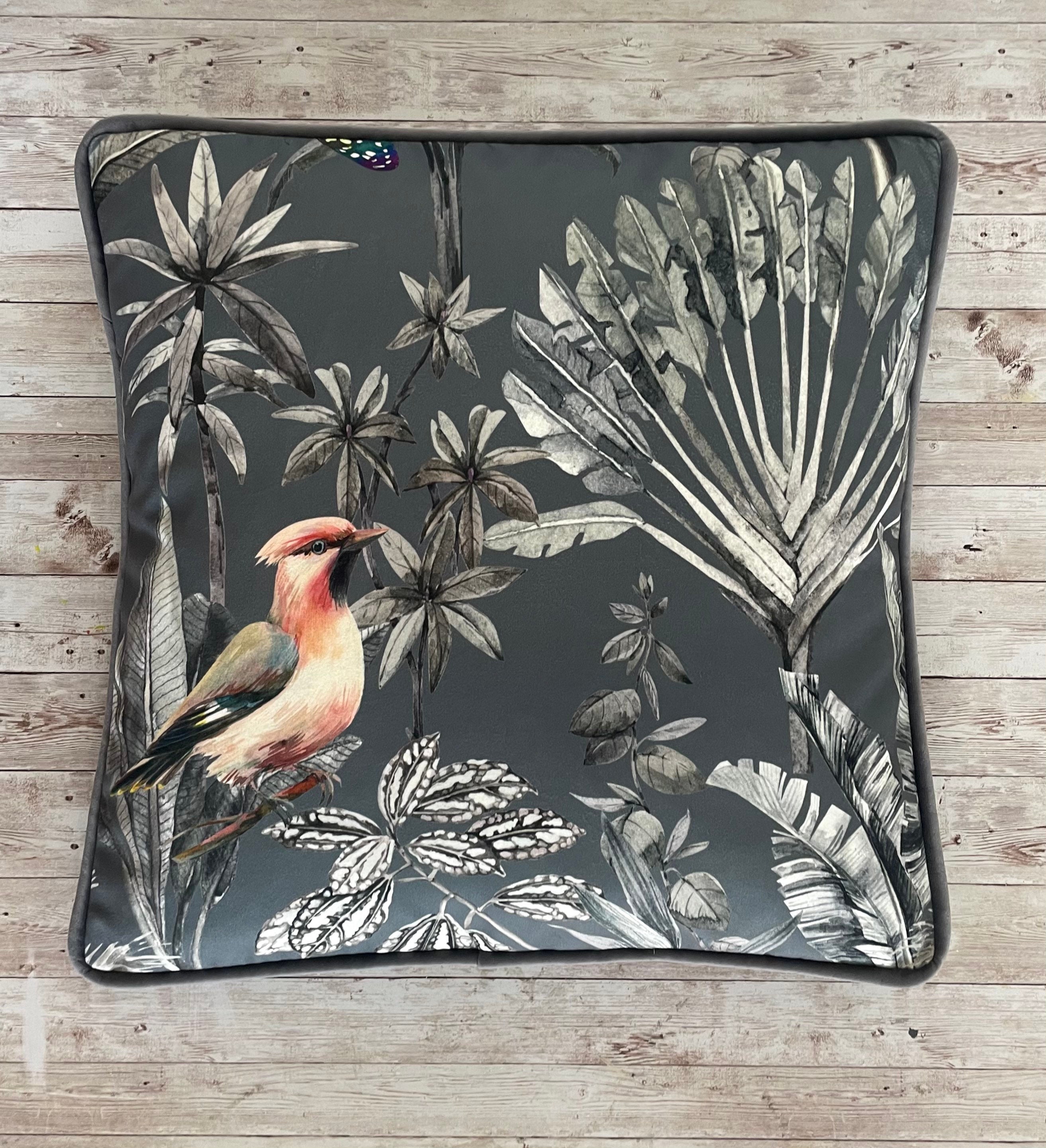 Coussin D'oiseau Tropical,