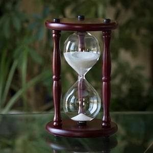 Cherry 50 Minute Hourglass