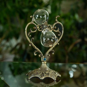 Heart Vintage Urn Rotating Hourglass