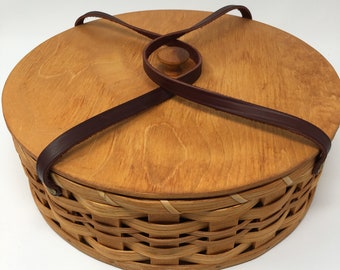 Amish Made Covered Pie Basket