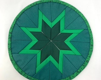 Amish Made Folding Star Potholder in Traditional Amish Greens