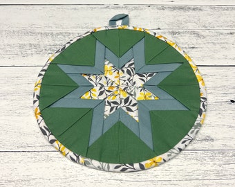 Amish Made Folding Star Potholder in Pretty Sage Green & Delicate Gray