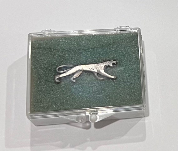 COUGAR Chrome Metal Boxed Pin Wild Cat Puma Couga… - image 1