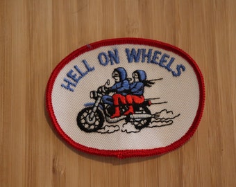 Vintage Hell On Wheels motorfiets patch zeldzame retro L@@K Bikers komisch