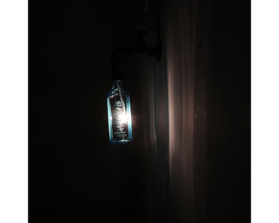 Bombay Sapphire upcycled Plug in Wall Light Lamp Industrial Pipe Style CE MARKED