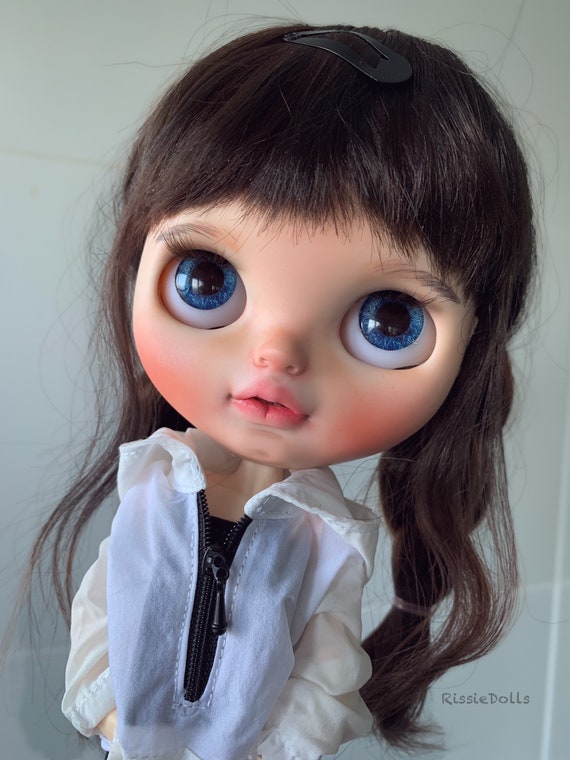 Customized original Blythe doll by RissieDolls She is an original Blythe Takara, sally salmagundi