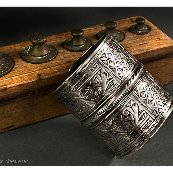 High silver and rare Tunisian 'manchette' bracelet or cuff