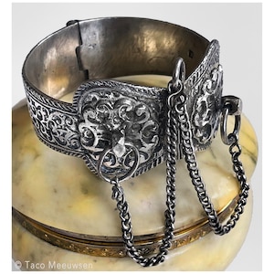 Antique anklet or “KhelKhal”, Meknès, Morocco