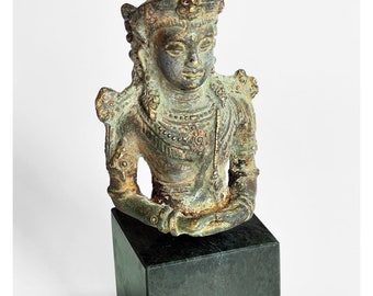 Javanese prince in bronze, Indonesia