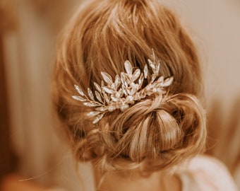 Bridal hair comb gold with leaves and pearls