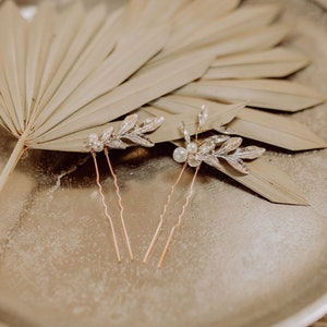 Hairpins Bridal Gold with Leaves 2 pieces image 3