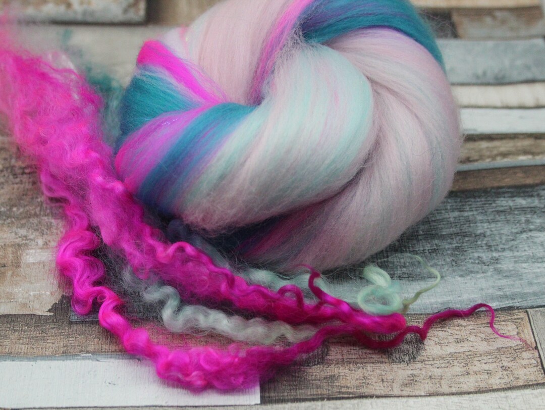 20g and 3g Locks Pink Wool, Luxury Batt, Spinning Fibre, Wet Felting Wool, Needle Felting, UK