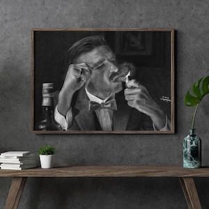 Ritratto di Arthur Shelby, con disegno a carboncino iperrealistico di Paul Anderson stampato su carta satinata bianca di alta qualità