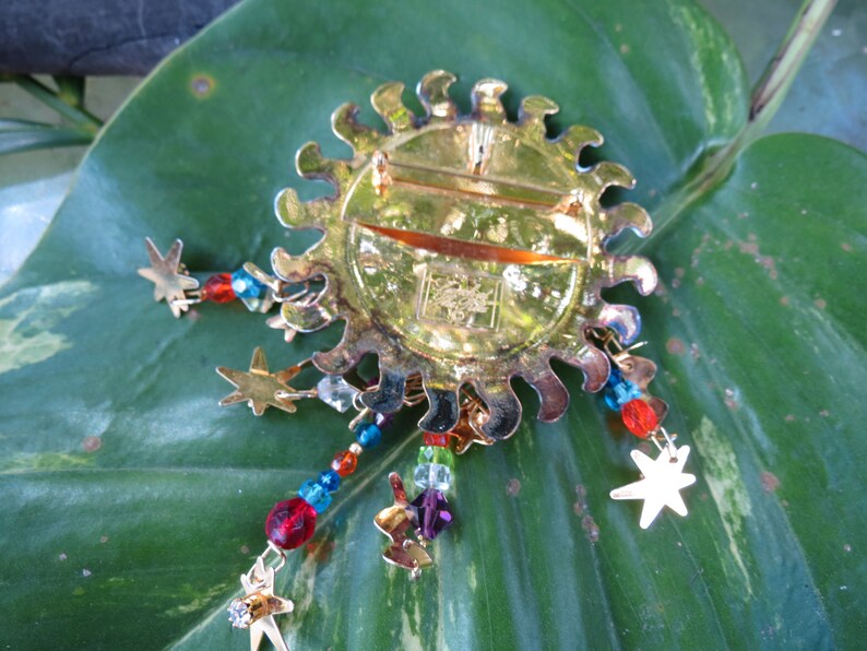 Lunch at the Ritz Enamel Sun Brooch: La Playa Pin, Fun LATR Jewelry bild 5