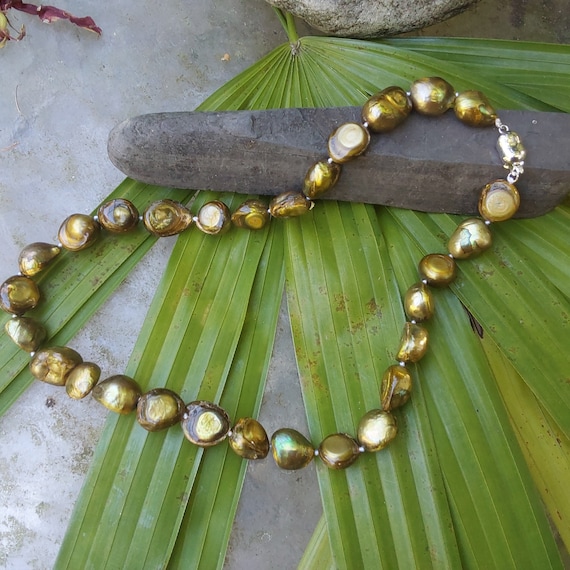 Golden Green Fresh Water Pearl Necklace - 17" Kno… - image 1