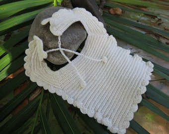 Baby Bib - Antique Doll Clothes - Vintage Knitted Baby Bib - Old Hand Made Baby Clothes - Nice Condition