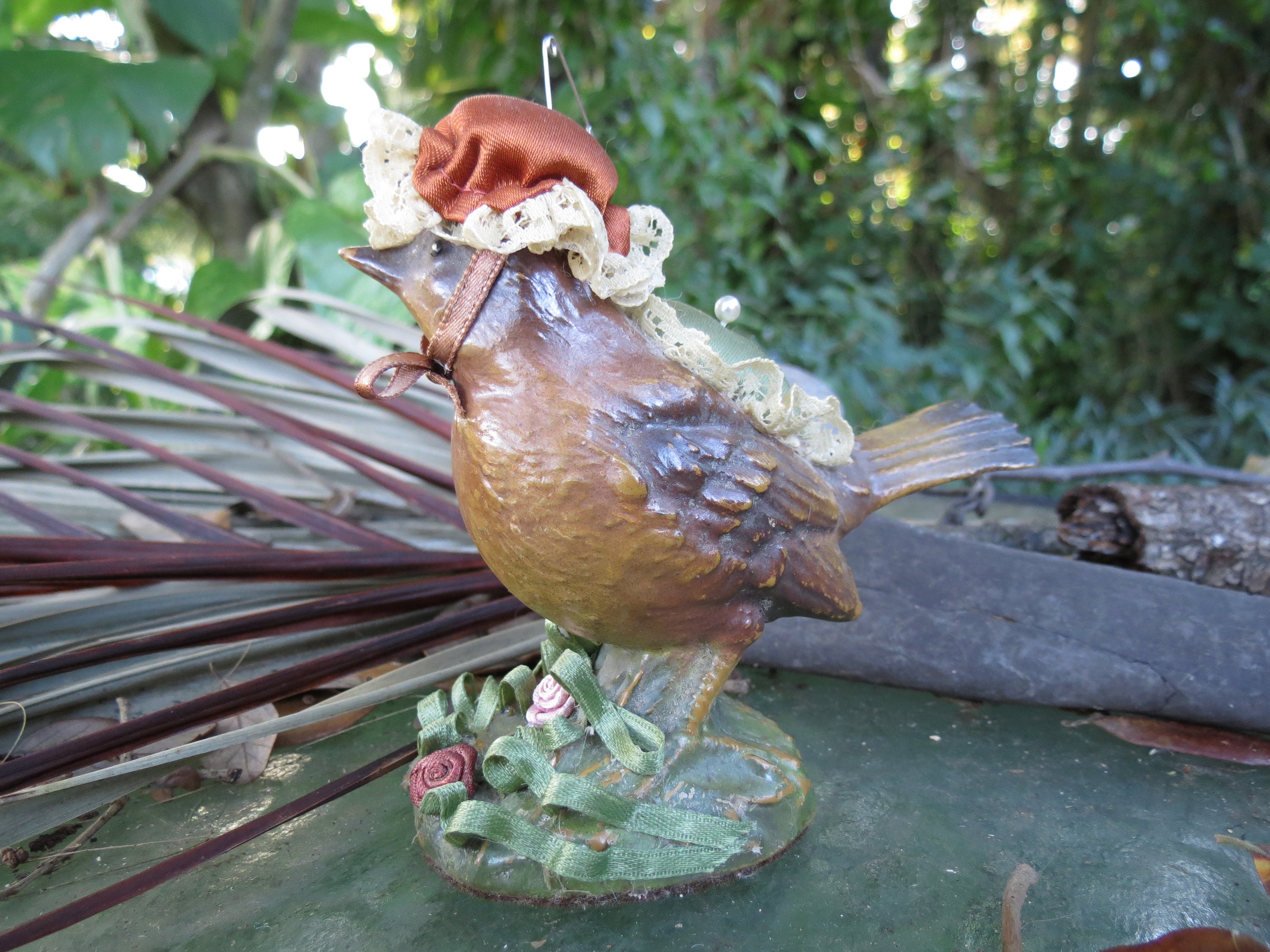 Sewing Bird Pincushion - Antique Bird Needle Cushion - Excellent Condition