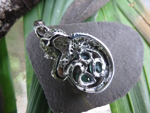 Sterling Silver Emerald Leopard Pendant - Tiny Ru… - image 7