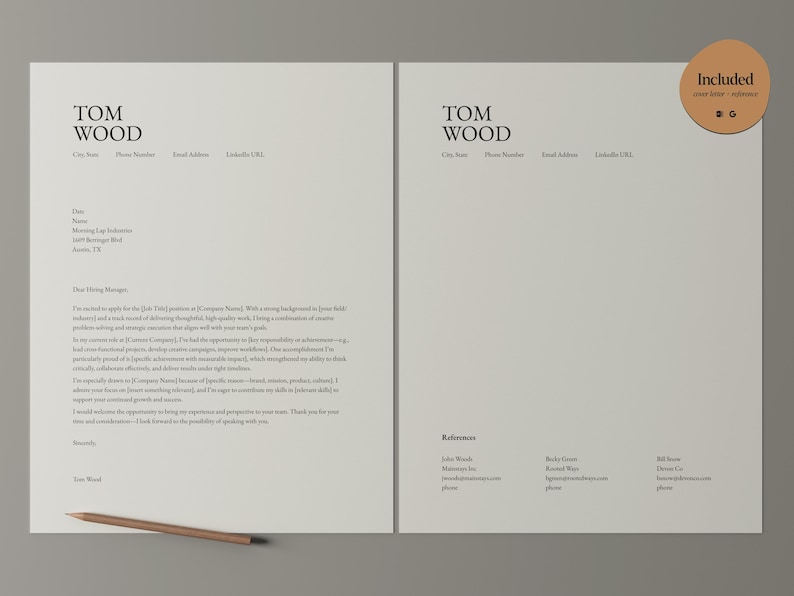 Op de afbeelding: Een professionele cv- en sollicitatiebriefsjabloon in een minimalistisch ontwerp. De sollicitatiebrief bevat de tekst "Tom Wood" bovenaan, met contactgegevens eronder. Een potlood ligt in de linker benedenhoek. Een kleine ronde sticker rechts zegt "Included cover letter + reference".