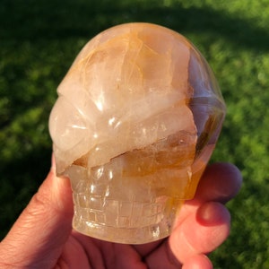 Leander Hematoid with Rose Quartz Golden Healer Sternenkind mit einem Herz auf der Stirn