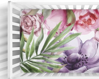Drap ajusté rose et violet de berceau floral - Literie pour tout-petits - Feuilles de cot de Boho - Décor de pépinière de fille de bébé