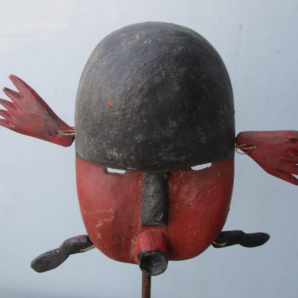 Inuit wooden mask, 32 cm