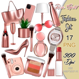 Op de afbeelding: Een set van 17 ros&eacute;gouden modeaccessoires, waaronder een tote bag, een telefoonhoesje, een lamp, een waterfles, een zonnebril, een horloge, een parfumflesje, een paar hoge hakken, een make-upkwast, een lippenstift, een compact, een camera en een champagnefles en glas. De tekst "Rose Gold Fashion Set 17 PNG 300 Dpi SIZE 2480*3507 PX" wordt weergegeven op een gouden achtergrond.