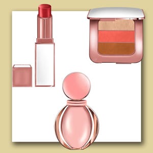 Op de afbeelding: Een set van drie roze en ros&eacute;gouden make-upproducten: een lippenstift, een blush en een compact met drie tinten blush.