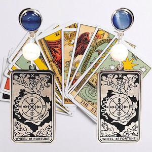 Boucles d'oreilles, original, tarot, witch, cartes, argent, bleu, blanc, perles naturelles, soirée, fêtes, cadeau.