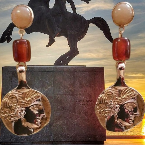 Boucles d'oreilles, grec, antique,  médaille, profil, ambré, vert, gemmes naturelles, original. En promo.