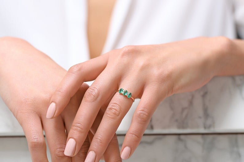 Natural Emerald Gemstone Dainty Ring Minimalist 925 Silver Jewelry Emerald Ring Sterling Silver Ring Gift for her Minimalist Ring