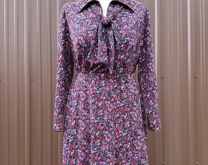 Vintage 70's Hippie Boho Floral Print Two Piece Blouse and Skirt Set by 'Amy Adams'