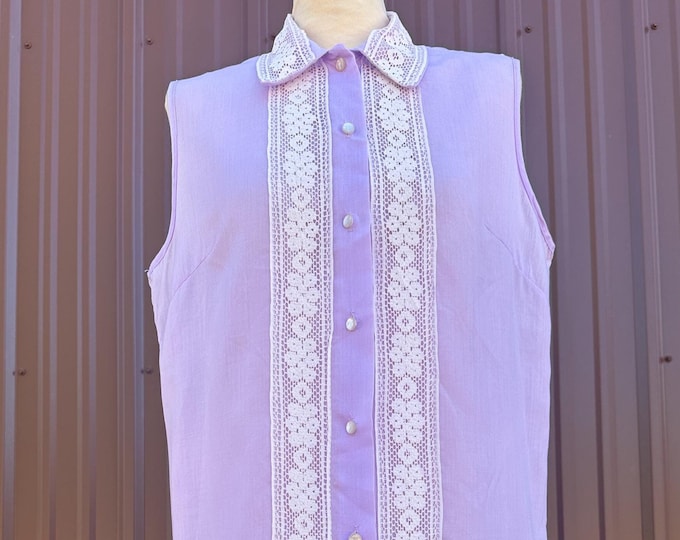 1970's Lavender Purple Sleeveless Lightweight Collared A-line Shift Dress with Crochet Lace Trim by NPC Fashions | size large/xl