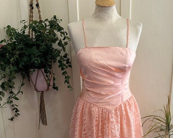 1970's/80’s JCPenny Union Made Pale Pink Midi Party Dress with Full Pleated Lace Skirt